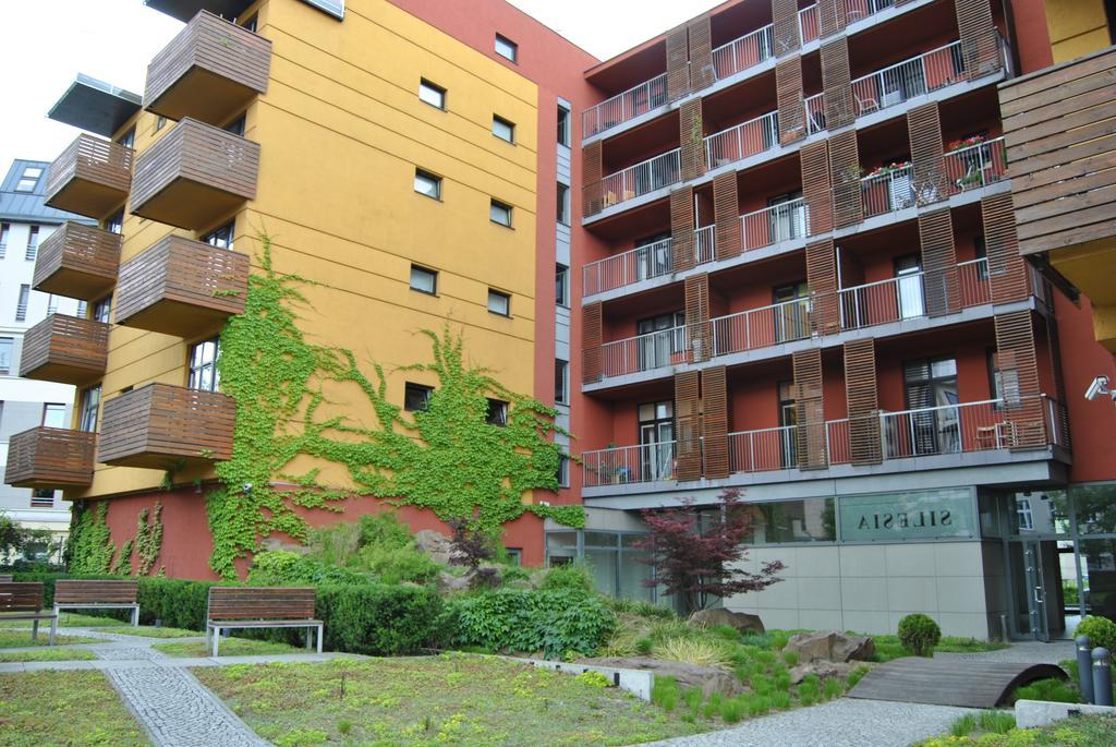 Royal Apartments - Apartamenty Jagielly Wrocław Buitenkant foto